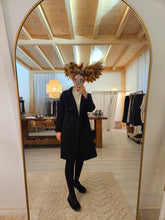 Carica l&#39;immagine nel visualizzatore di Gallery, Cappotto Blu lana- vestibilità morbida