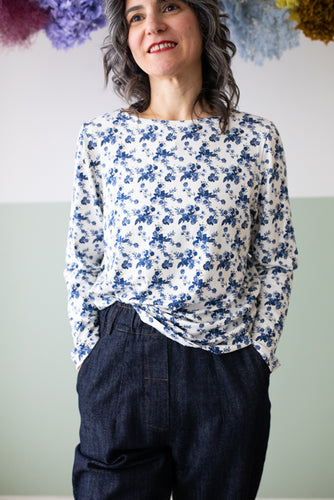 Maglia BASICA base bianca fiorellini blu Ultima M
