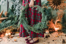 Carica l&#39;immagine nel visualizzatore di Gallery, Gonna MARSIGLIA tartan rosso Natale