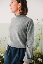 Carica l&#39;immagine nel visualizzatore di Gallery, lupetto crop melange o lavagna