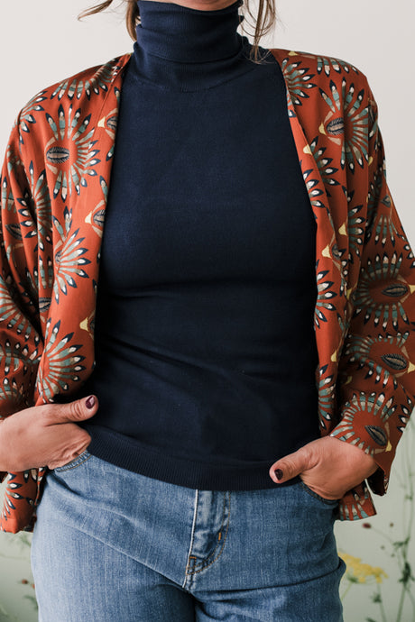 Lupetto basic sotto giacca blu