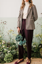 Carica l&#39;immagine nel visualizzatore di Gallery, Pantalone taglio sigaretta amarone