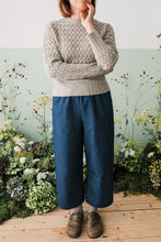 Carica l&#39;immagine nel visualizzatore di Gallery, Maglioncino Onde lana - 2 colori