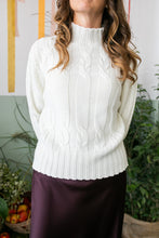 Carica l&#39;immagine nel visualizzatore di Gallery, Lupetto CLASSICO panna - ultima tg L 44/46