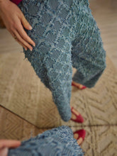 Carica l'immagine nel visualizzatore di Gallery, Pantalone Londra cotone righe lavorate