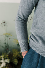 Carica l&#39;immagine nel visualizzatore di Gallery, Maglioncino filo lurex grigio e nero