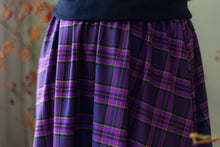 Carica l'immagine nel visualizzatore di Gallery, Gonna MARSIGLIA tartan viola