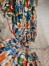 Carica l'immagine nel visualizzatore di Gallery, Vestito TG s/m fiori foglie
