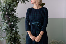 Carica l'immagine nel visualizzatore di Gallery, Vestito ATENE Tartan blu/verde preordine